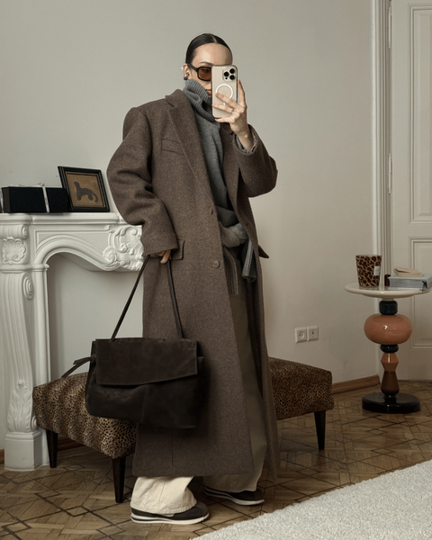 Stella Suede Tote Bag &mdash; Chocolate, 35&times;25&times;15 cm
