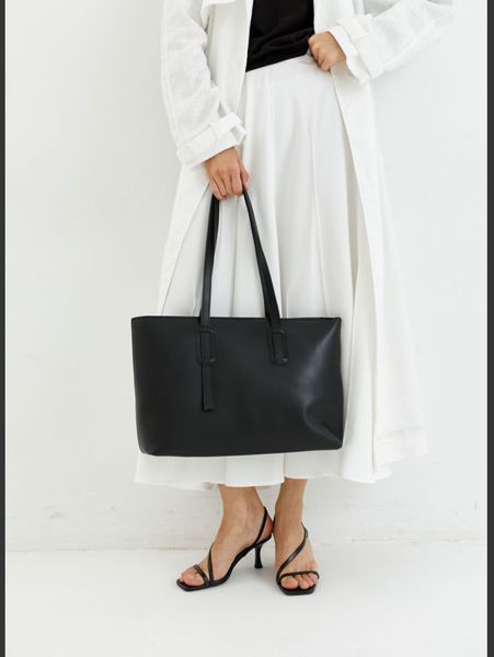 Tina Faux Leather Tote Bag &mdash; Black, 47&times;27&times;12 cm