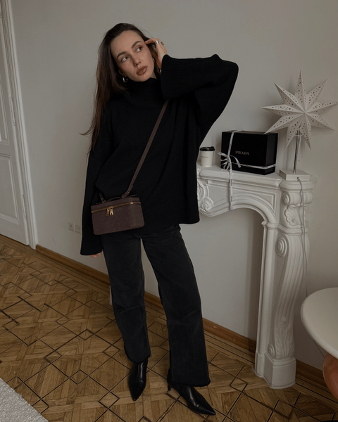 Sara Eco Suede Crossbody Bag &mdash; Chocolate, 21&times;15&times;7 cm